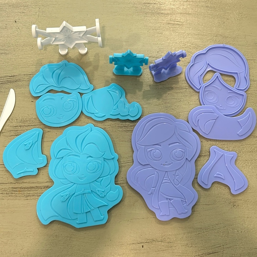 Disney frozen 2 play-Doh stampers